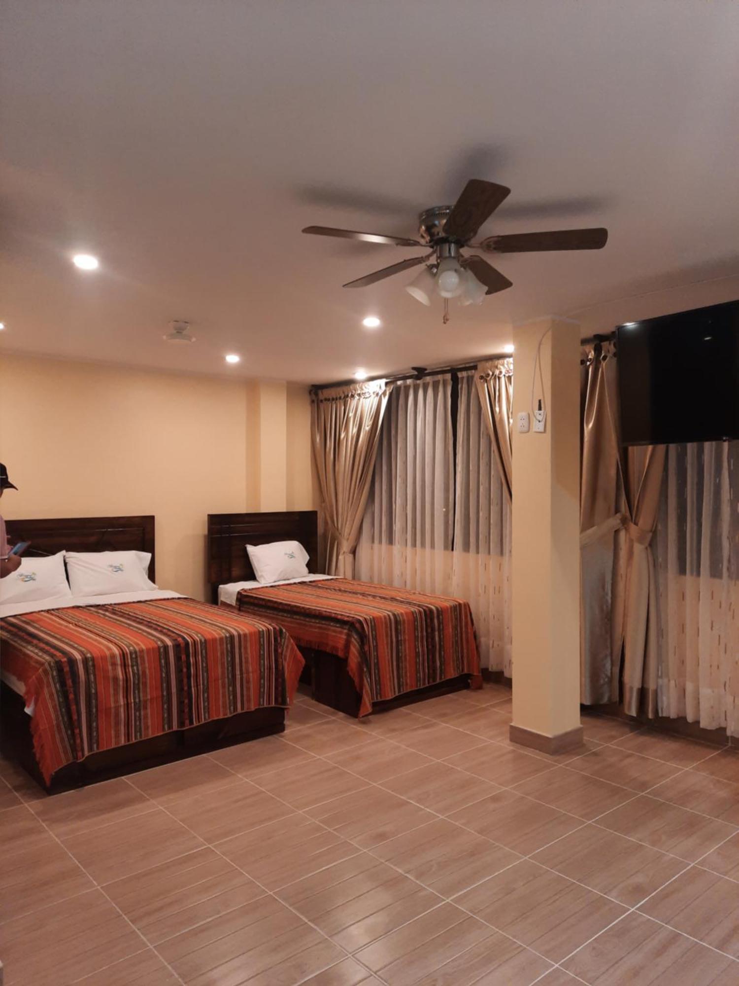 Brisas De La Bahia Hotel Паракас Экстерьер фото